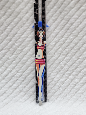 Tweezers - Pin up doll 1
